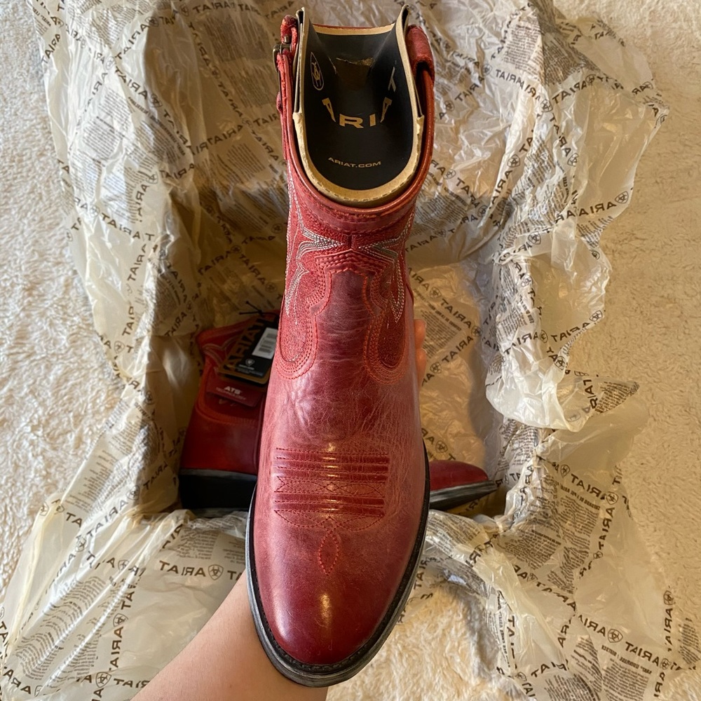 NWT Ariat Billie Cowboy Boots for Women, Leather - Picture 5 of 6